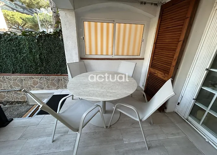 Voramar Vii Bajos A Apartment *